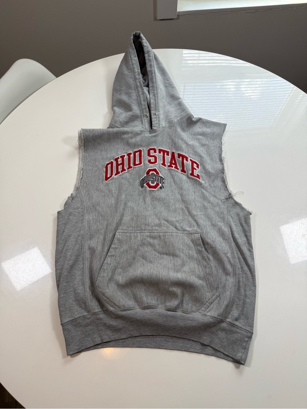 Vintage Steve & Barry’s Cut-off Sweatshirt
